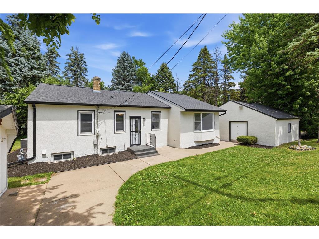 445 Lark Avenue E Maplewood MN 55117 7104952 image2