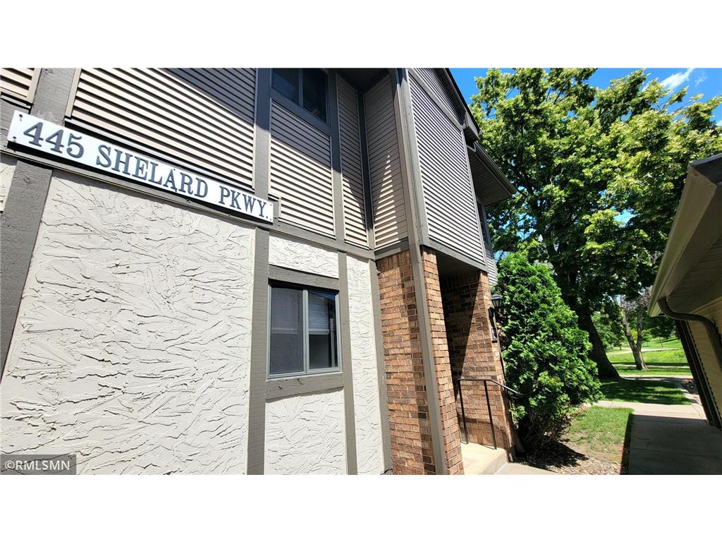 445 Shelard Parkway #101 Saint Louis Park MN 55426 7098560 image1