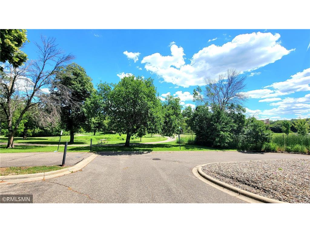 445 Shelard Parkway #101 Saint Louis Park MN 55426 7098560 image17