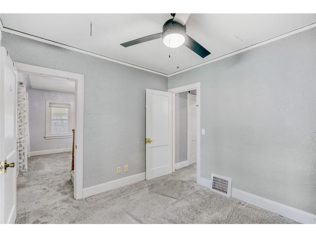 4450 38th Avenue N Robbinsdale MN 55422 7037386 image14