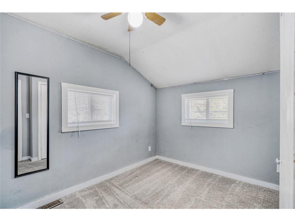 4450 38th Avenue N Robbinsdale MN 55422 7037386 image15