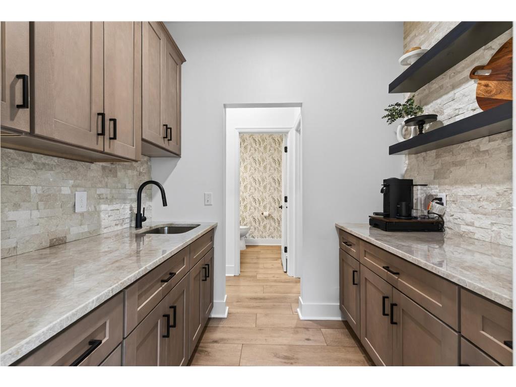4450 Norwood Lane N Plymouth MN 55442 7036675 image23