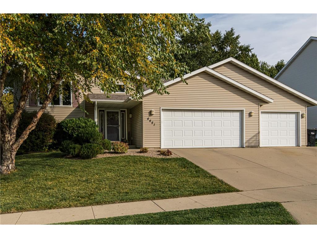 4451 Savannah Drive NW Rochester MN 55901 6350019 image1