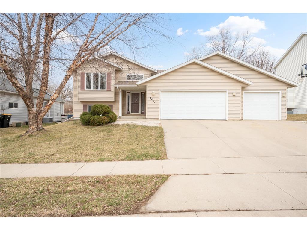 4451 Savannah Drive NW Rochester MN 55901 7040259 image1