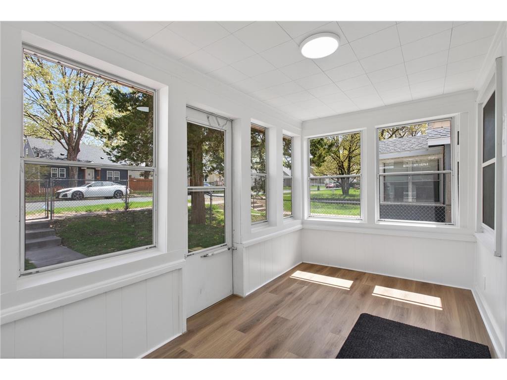 4452 5th Street NE Columbia Heights MN 55421 7061637 image2