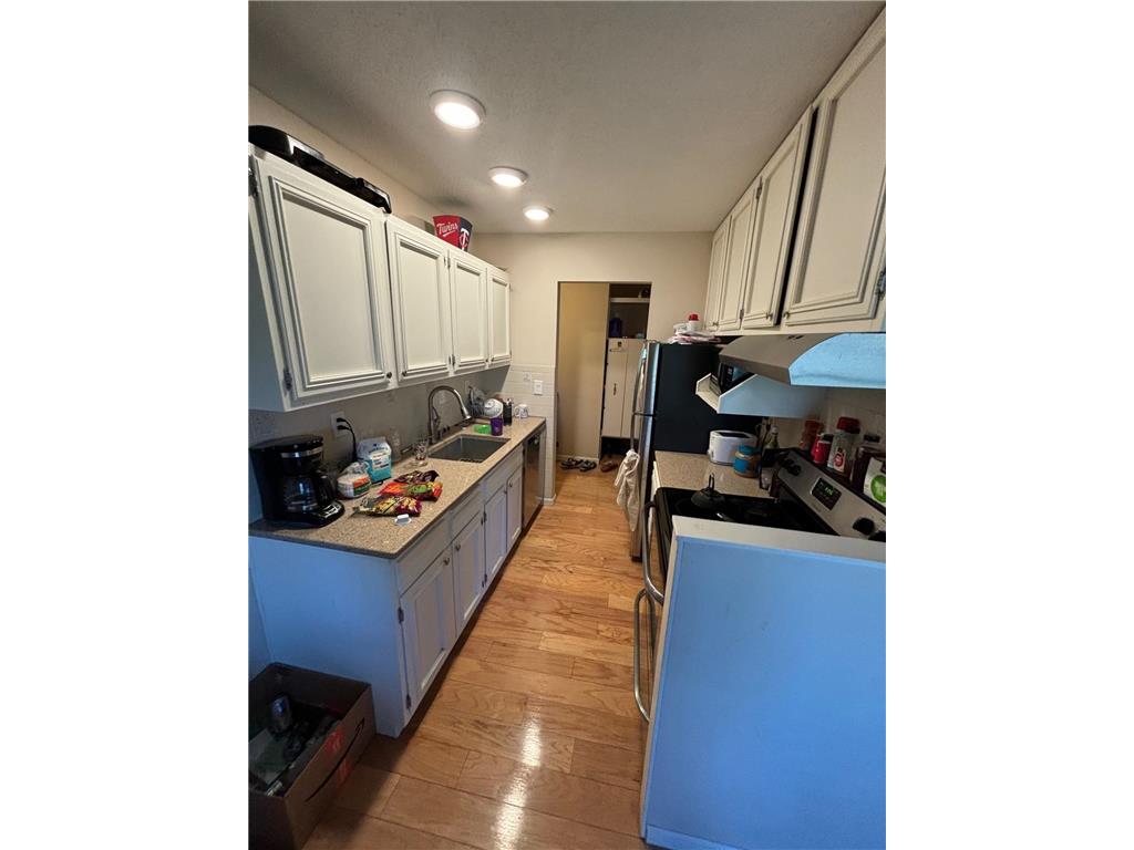 4454 Cedar Lake Road S #7 Saint Louis Park MN 55416 6637888 image1