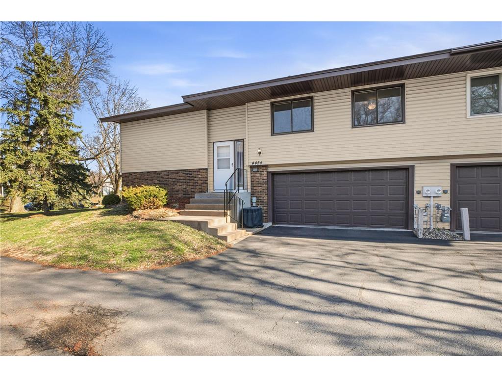 4454 Churchill Street Shoreview MN 55126 7032106 image21