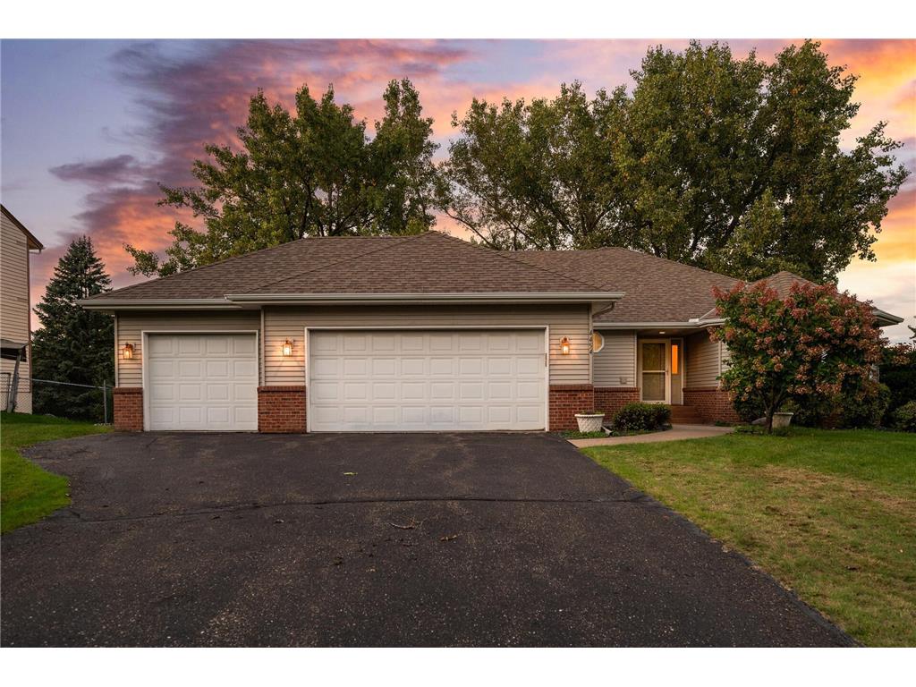 4454 Victoria Street N Shoreview MN 55126 6803858 image1