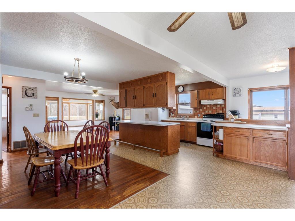 44554 County 11 Bertha MN 56437 7056436 image4