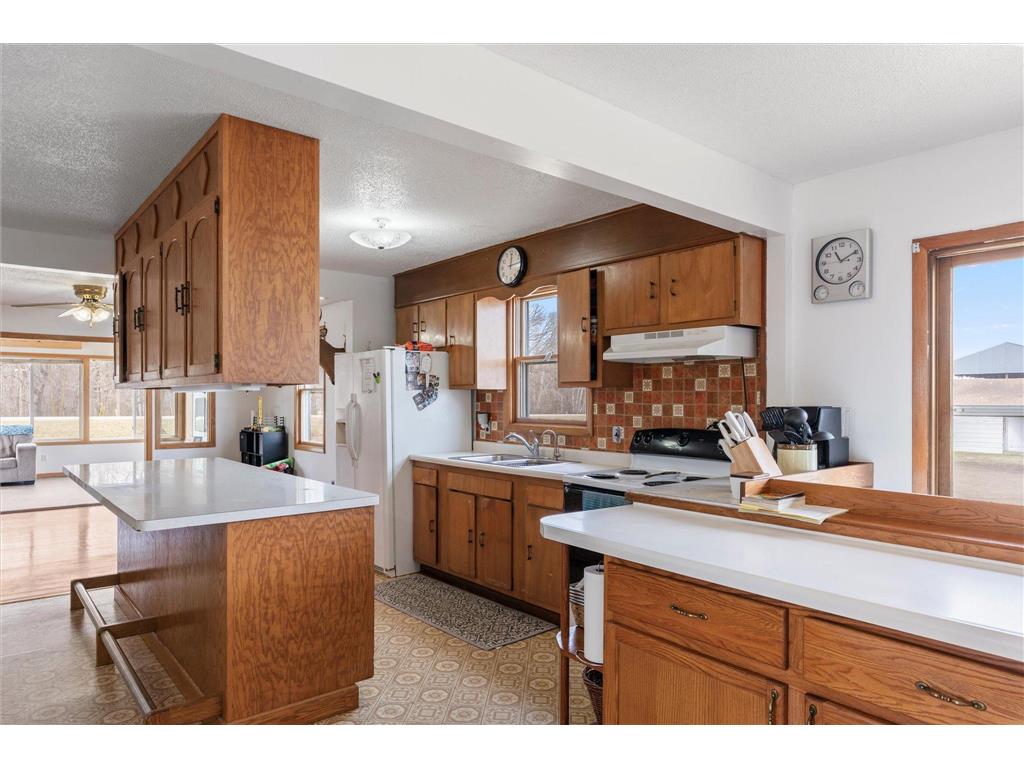 44554 County 11 Bertha MN 56437 7056436 image5