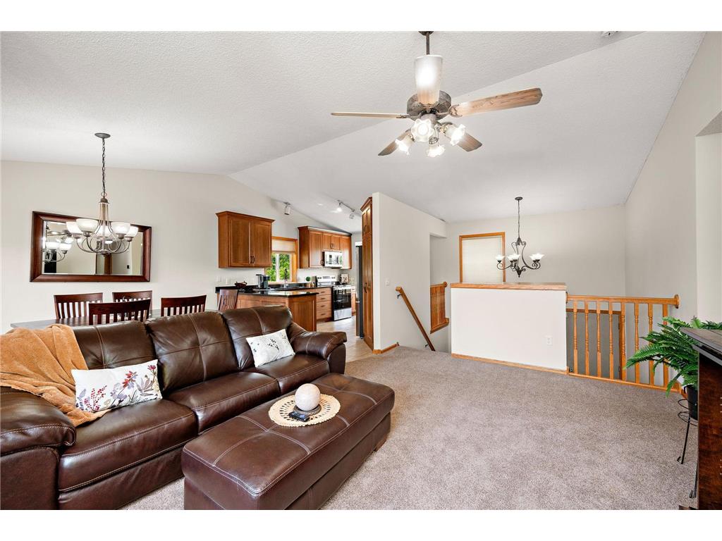 4458 Mayelin Avenue NE Saint Michael MN 55376 7070359 image6