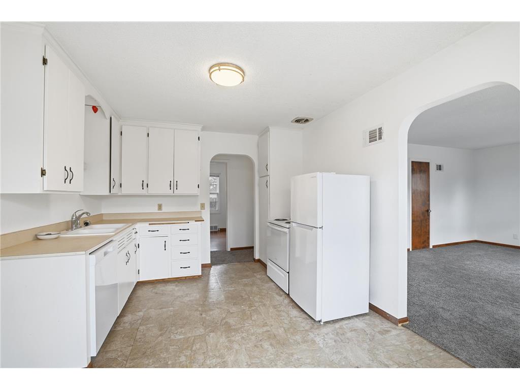 4459 28th Avenue S Minneapolis MN 55406 - Hiawatha 7046213 image10