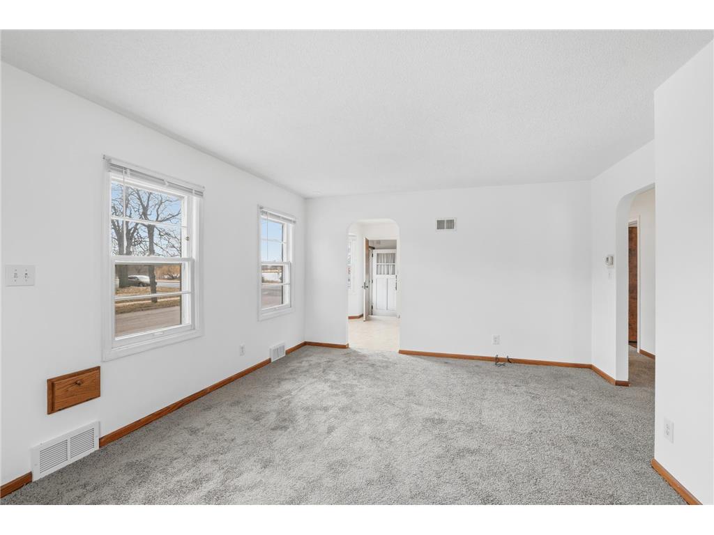 4459 28th Avenue S Minneapolis MN 55406 - Hiawatha 7046213 image3