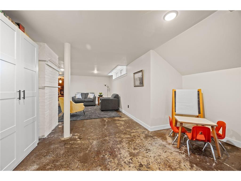 446 Main Street S Hutchinson MN 55350 7019780 image32