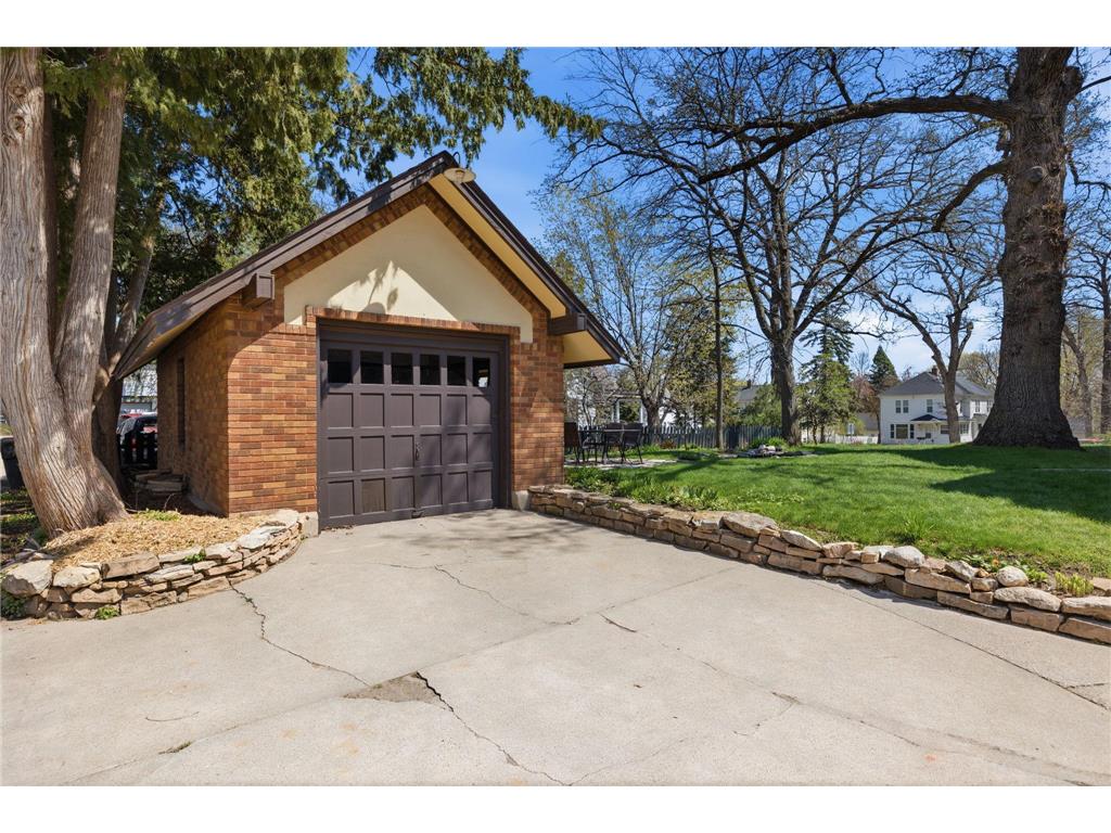 446 Main Street S Hutchinson MN 55350 7019780 image38