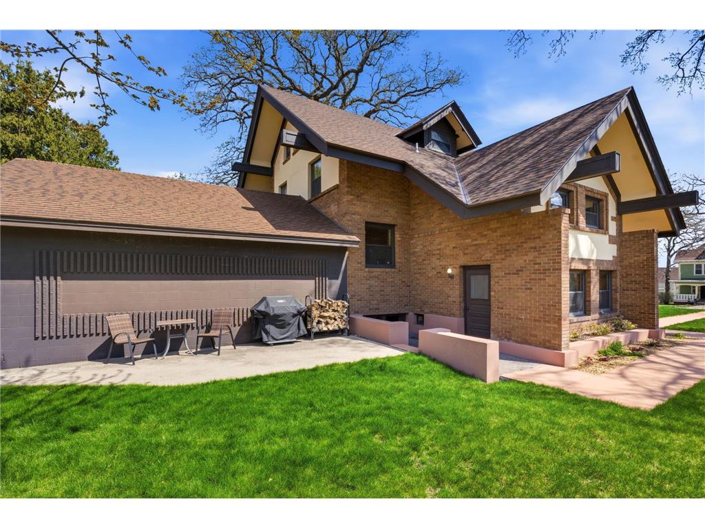 446 Main Street S Hutchinson MN 55350 7019780 image43