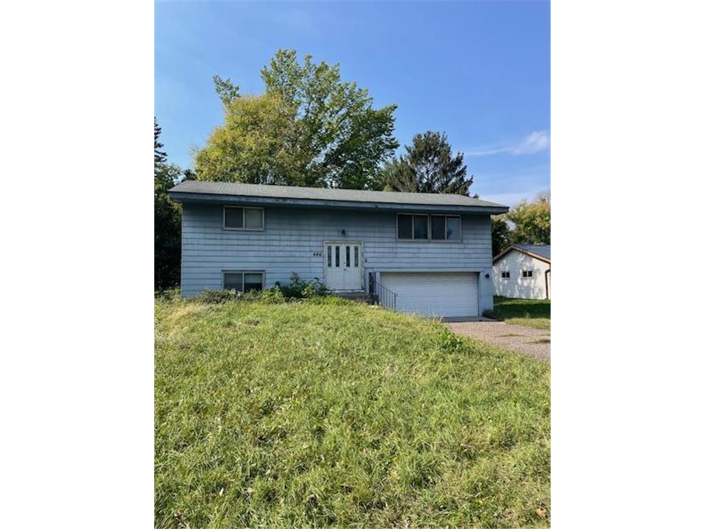 446 Old Highway 8 SW New Brighton MN 55112 6469689 image1