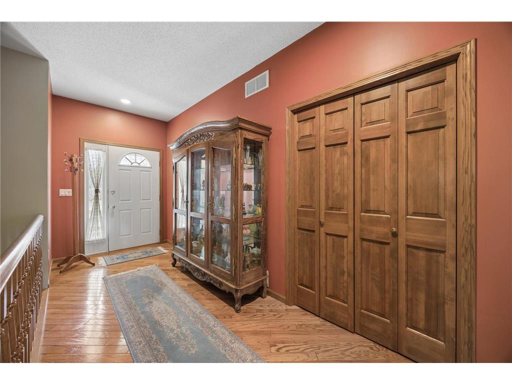 4465 Farmdale Circle Saint Augusta MN 56301 7046504 image3