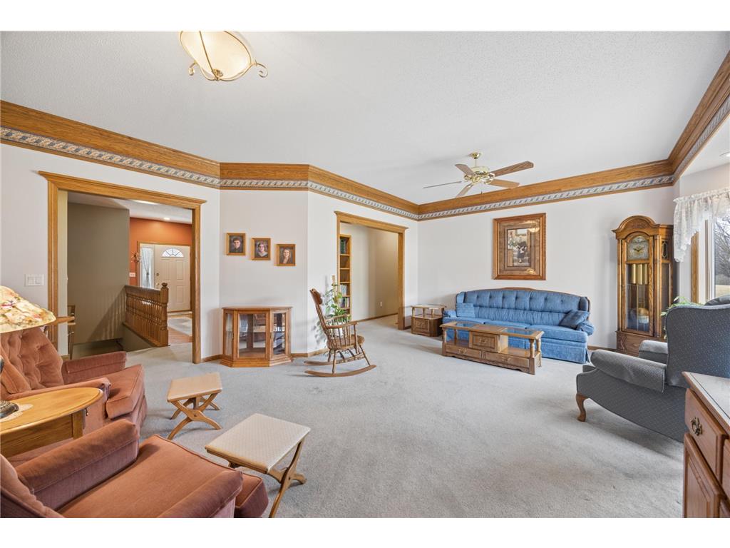 4465 Farmdale Circle Saint Augusta MN 56301 7046504 image6