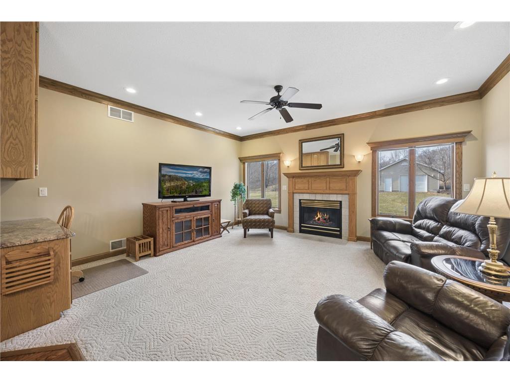 4465 Farmdale Circle Saint Augusta MN 56301 7046504 image7