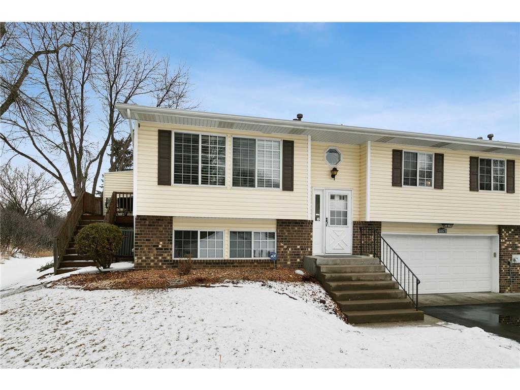 4467 Clover Lane B, Eagan, MN, 55122 MLS 6155744 Edina Realty