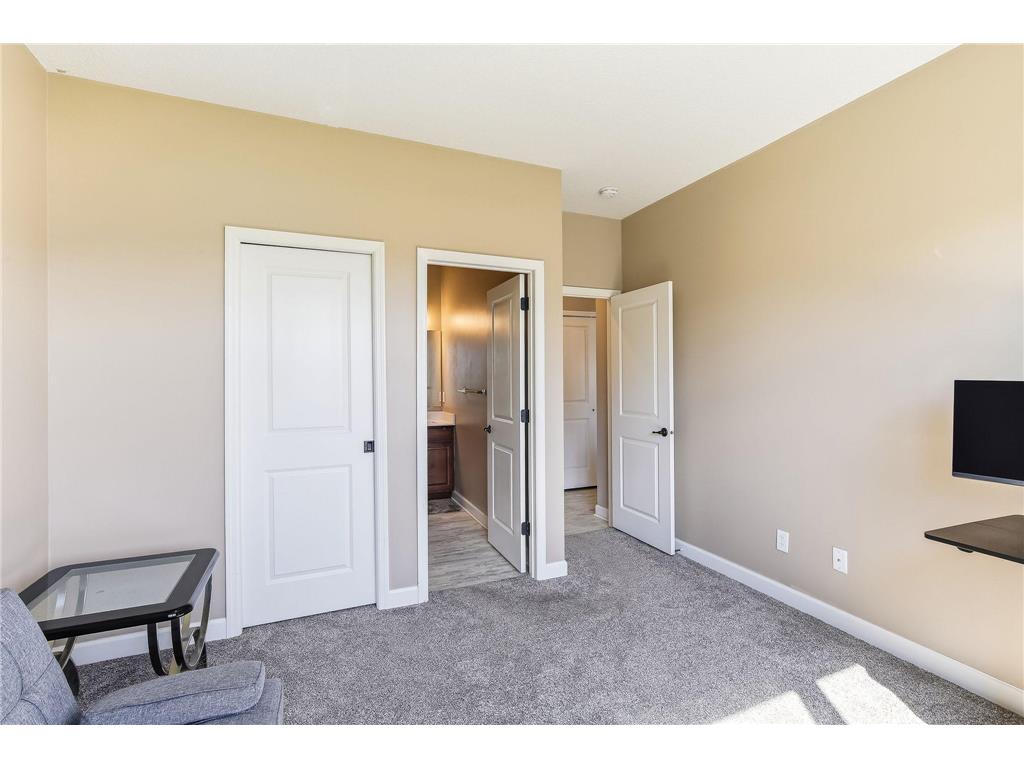 4469 Schilling Way Woodbury MN 55129 7067608 image20