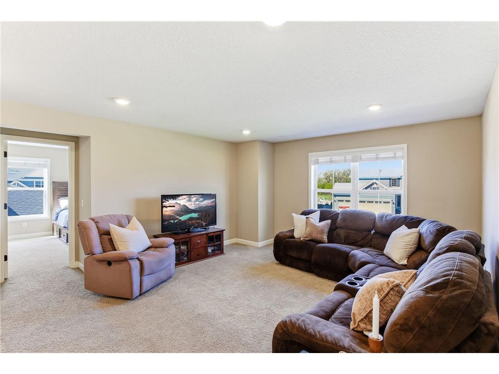 4469 Schilling Way Woodbury MN 55129 7067608 image24