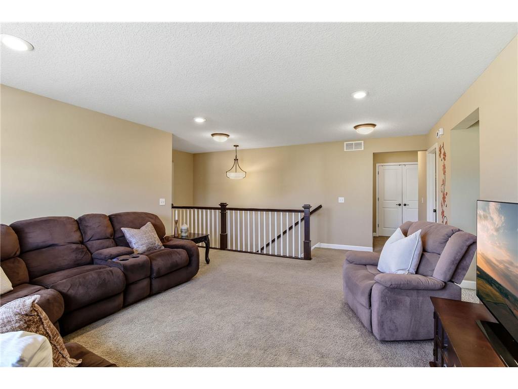 4469 Schilling Way Woodbury MN 55129 7067608 image25