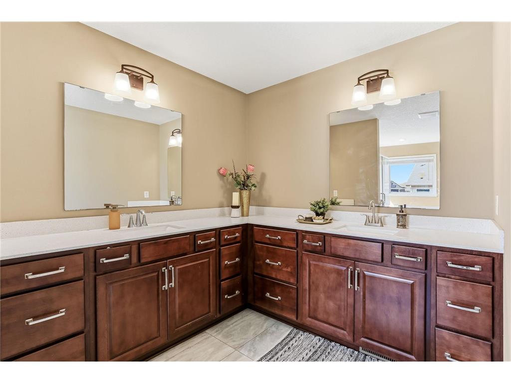 4469 Schilling Way Woodbury MN 55129 7067608 image32