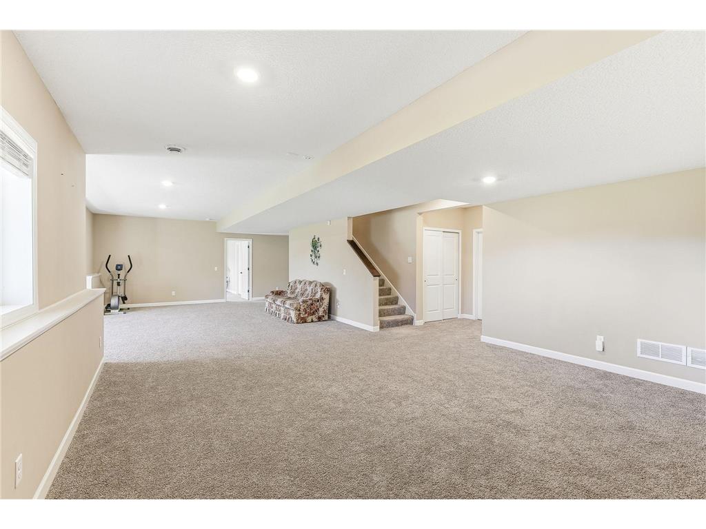 4469 Schilling Way Woodbury MN 55129 7067608 image49