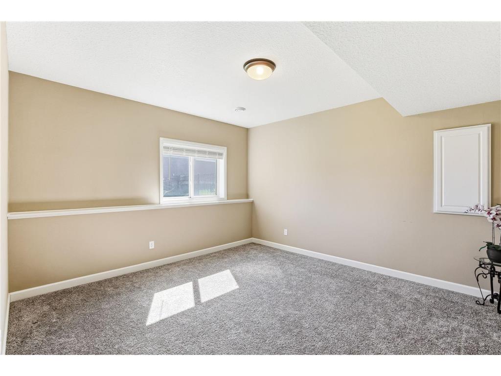 4469 Schilling Way Woodbury MN 55129 7067608 image51