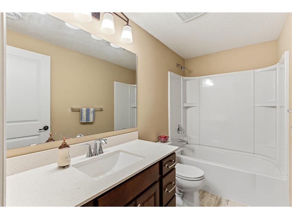 4469 Schilling Way Woodbury MN 55129 7067608 image53