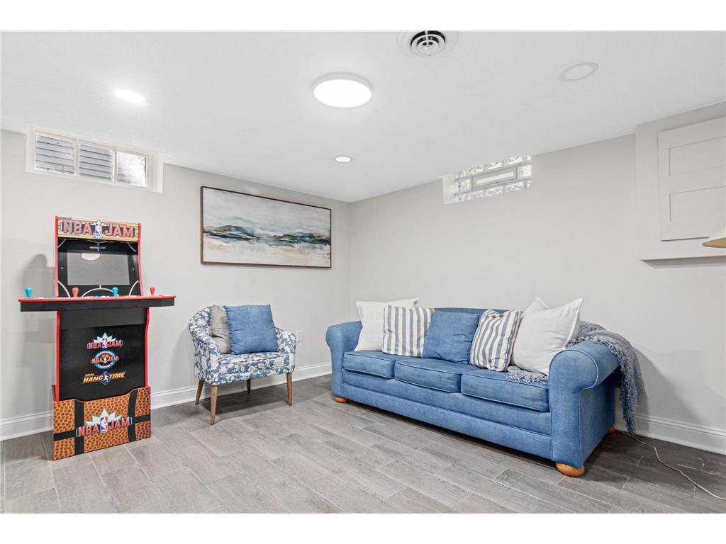 447 14th Avenue N South Saint Paul MN 55075 7016470 image13