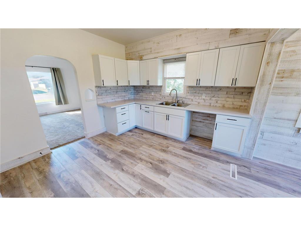 447 E Schlieman Avenue Appleton MN 56208 7062510 image3