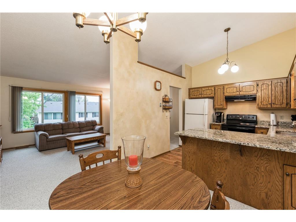 4471 Clover Lane B, Eagan, MN, 55122 MLS 6411478 Edina Realty