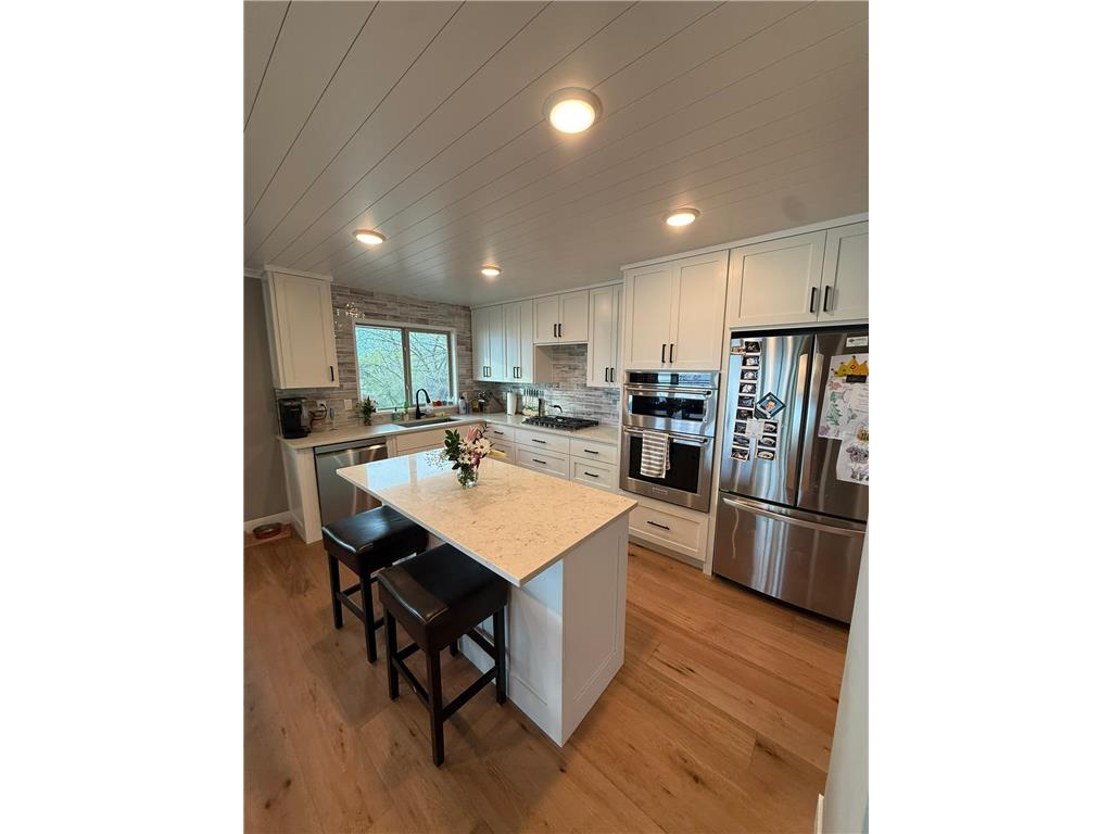 4471 Manitou Road Tonka Bay MN 55331 - Lake Minnetonka 7092377 image2