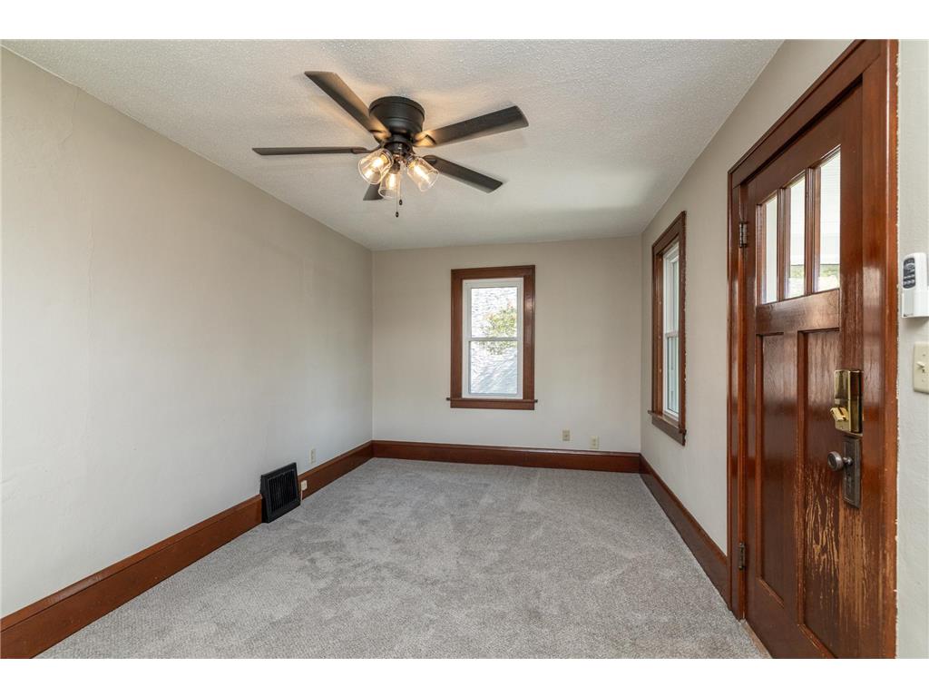 448 8th Avenue S South Saint Paul MN 55075 7080634 image5