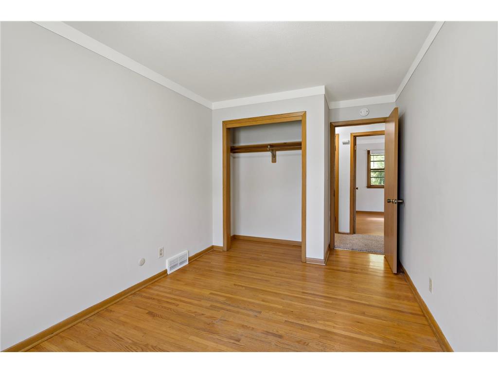 448 White Bear Avenue N Saint Paul MN 55106 7082005 image26