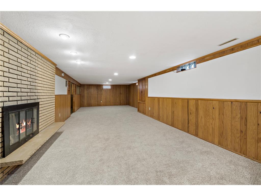448 White Bear Avenue N Saint Paul MN 55106 7082005 image32