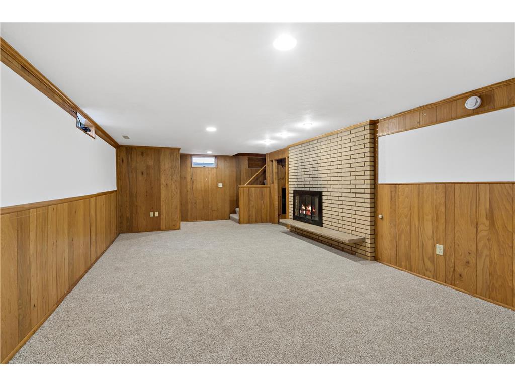 448 White Bear Avenue N Saint Paul MN 55106 7082005 image33