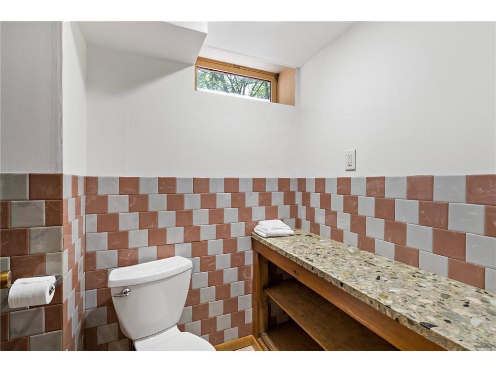 448 White Bear Avenue N Saint Paul MN 55106 7082005 image42