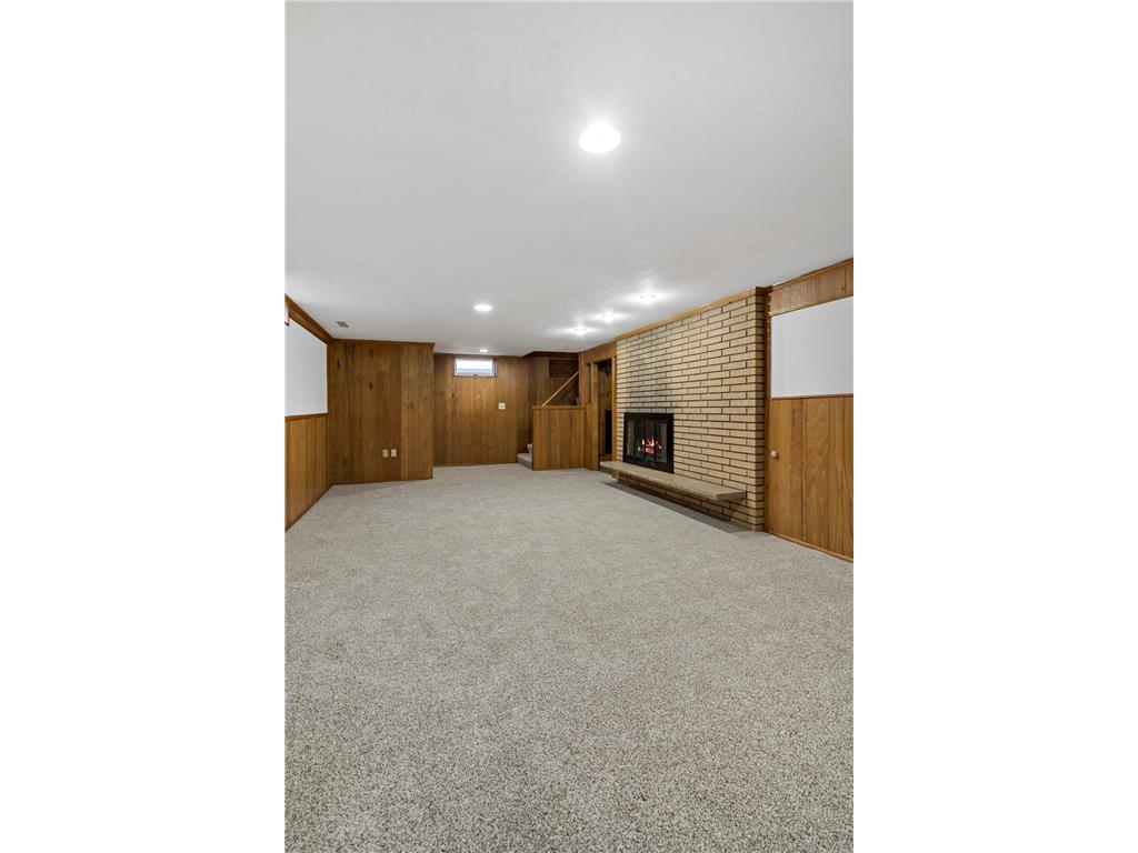 448 White Bear Avenue N Saint Paul MN 55106 7082005 image46