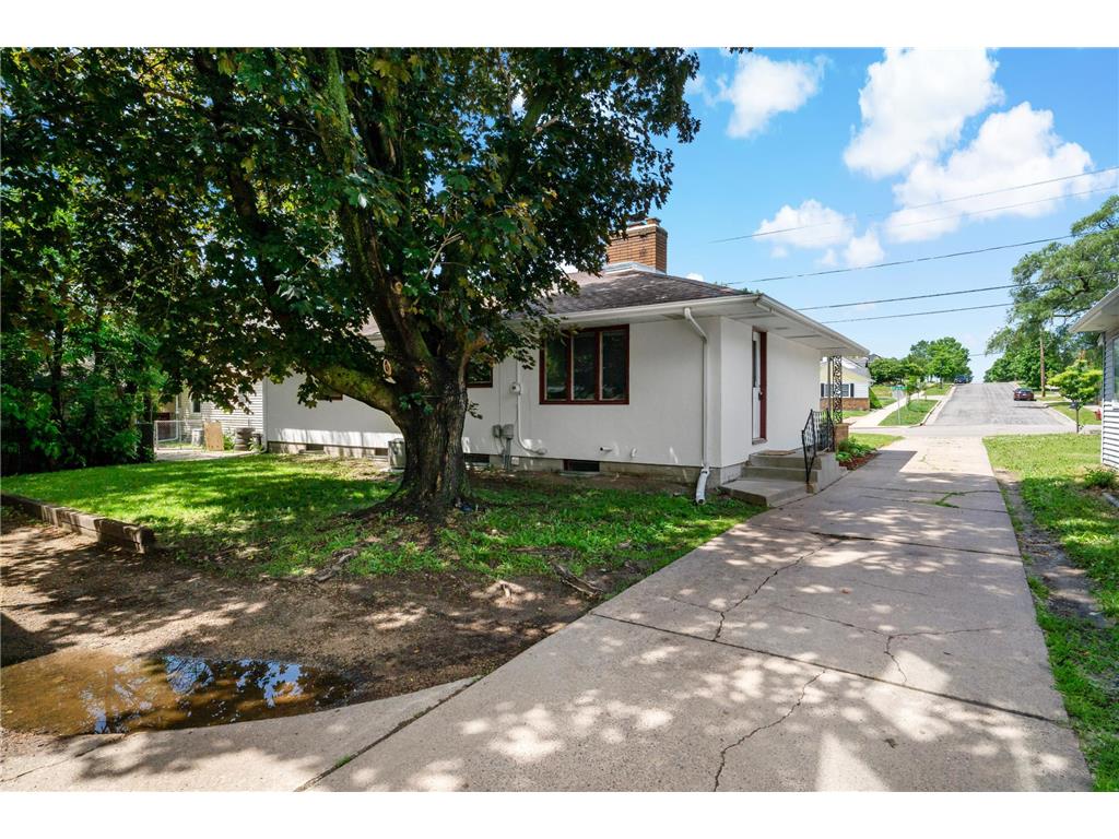 448 White Bear Avenue N Saint Paul MN 55106 7082005 image6