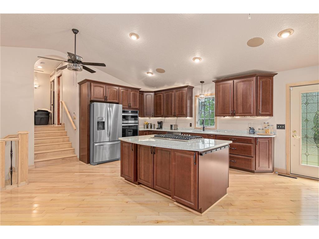 4480 253rd Avenue NW Isanti MN 55040 6729079 image1