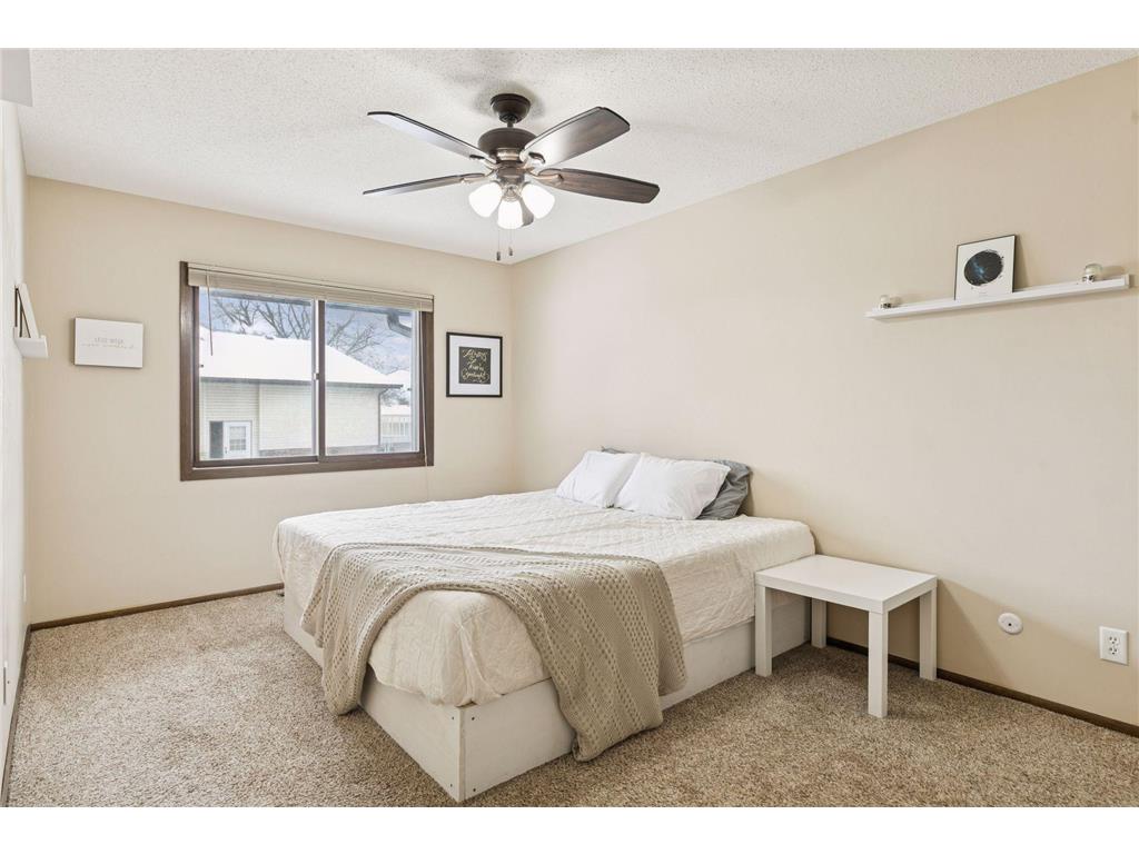 4487 Churchill Street Shoreview MN 55126 7025475 image16