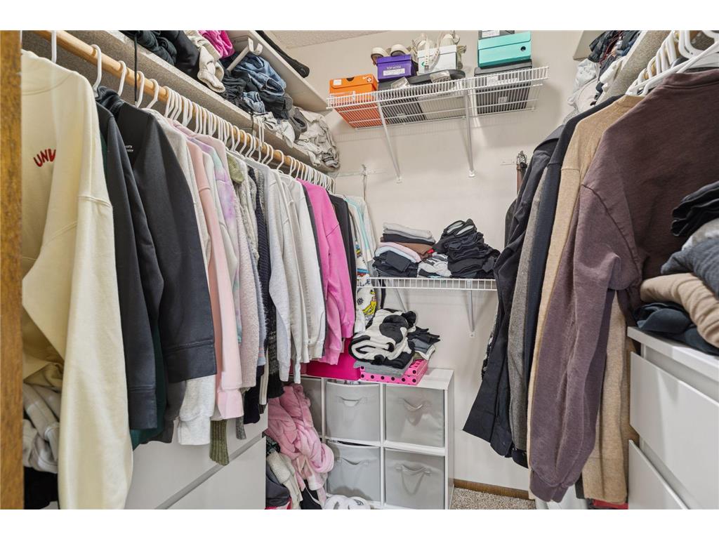 4487 Churchill Street Shoreview MN 55126 7025475 image19