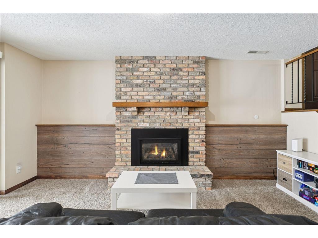 4487 Churchill Street Shoreview MN 55126 7025475 image23