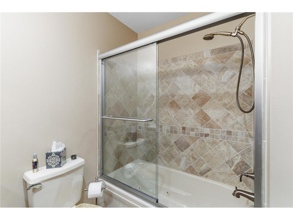 4488 Roberds Lake Trail Faribault MN 55021 - Roberds 7023276 image25