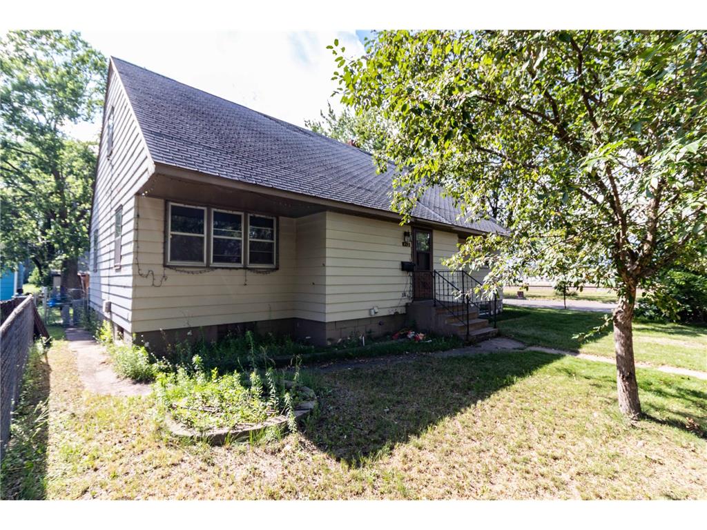 449 32nd Avenue N Saint Cloud MN 56303 6358800 image1