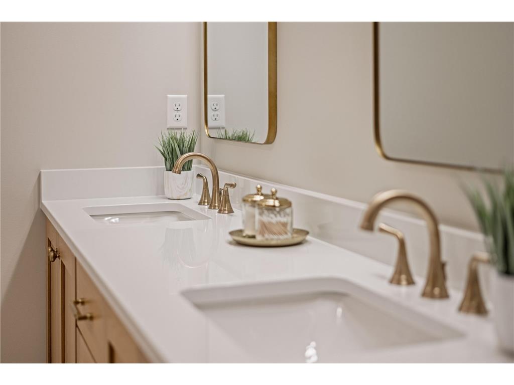 449 Bear Court Vadnais Heights MN 55127 6740505 image57